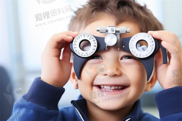 深圳希玛林顺潮眼科医院近视眼手术多少钱？医疗团队专业可靠