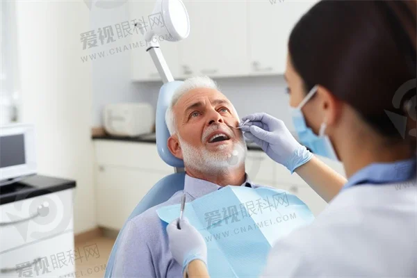 深圳同步齿科和格伦菲尔口腔对比