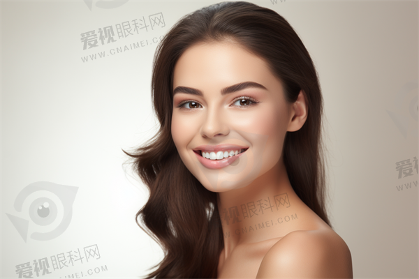 为啥说成都西区、恒博天姿和东篱隆鼻好且有名